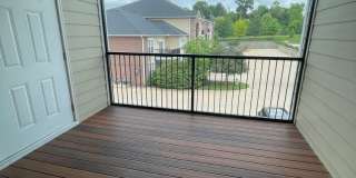 2 bed/ 2 bath Gallery 18