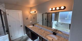 3 Bed 3 bath house in The Glen At Widefield! Gallery 24