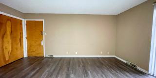 Spacious 2 Bedroom with Private Balcony! Gallery 11