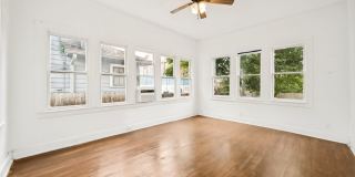 CHARMING 4-BEDROOM HISTORIC HOME IN TOBIN HILL Gallery 15