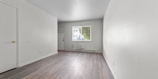 The Oaks Gate City Gallery 19