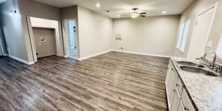 1219 N 44th Street (4 Bed/2 Bath) Gallery 9