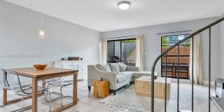 515 NE 38th St Gallery 38