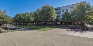 Sola Station Canalside Apartments Gallery 18