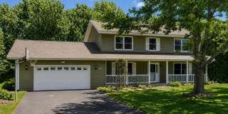Lovely 4BR 4BA Home in the Best Neighborhood in Sartell! Gallery 1