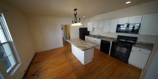 613 South Dewey Street - 1 Gallery 7