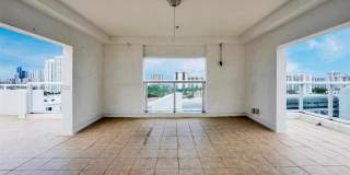 3131 NE 188th St Gallery 33