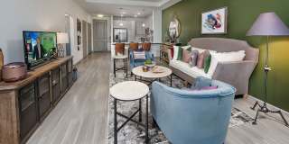 Linq at North Springs Gallery 7