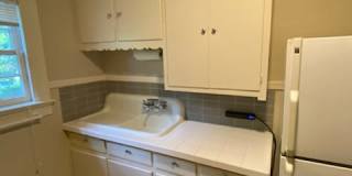 329-A Cloverdale Road Gallery 8