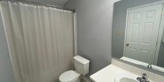 2 bed, 2 bath South Columbia Gallery 15