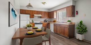 Sycamore Square Gallery 12