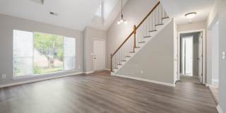 Newly renovated 3Bd 2.5bath SFH in Chadbury Concord Gallery 5