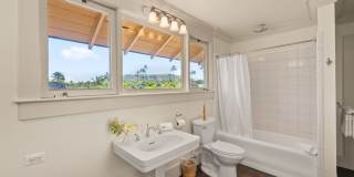 Kahala Palms: Charming Coastal Beach Home w/ Pool, Jacuzzi & Lush Garden Gallery 22