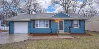 Cute Two Bedroom Home in Olathe Gallery 1