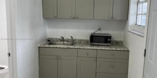 16100 NW 21st Ave Gallery 3