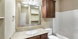 Spacious 3 Bed, 3.5 Bath Condo in Great Community! Gallery 9