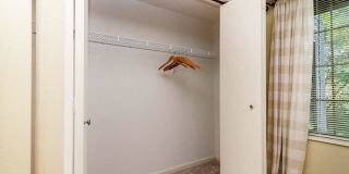 River Oaks Apartments Gallery 8