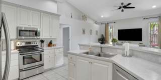 13709 Columbine Avenue Gallery 9