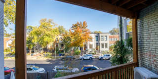 Charming Hill East One Bedroom Gallery 23