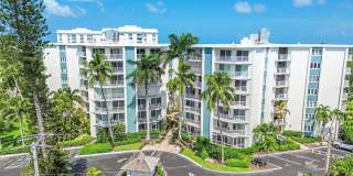 1300 GULF SHORE Boulevard N 1300 GULF SHORE Boulevard N Gallery 1
