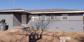 NICE HOME IN THE RIDGECREST AREA. PETS NEGOTIABLE WITH OWNERS APPROVAL Gallery 1