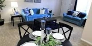 Senior Housing - Westmount at Braesridge Gallery 14