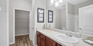 Solaire Apartments Gallery 8