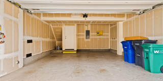 Luxury 3-Bed Townhouse in Hayward Just Built in 2019! Gallery 31