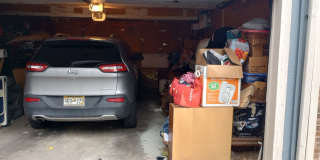 2 bed, 1 Bath, 900 sqft with washer/dryer hookups and 1 car garage Gallery 12