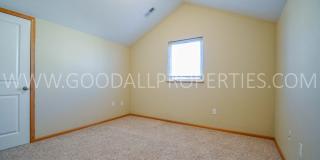 3-Bedroom, 2.5-Bath End-Unit Townhome with 2-Car Garage Gallery 9