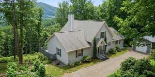 Spacious 4BR/3 bath Mountain House in Waynesville Gallery 1