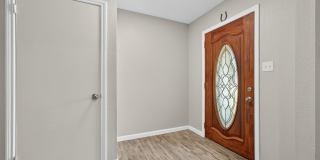 3413 Foxbriar Gallery 5