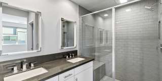 Beautiful three story live/work townhome in Westside Costa Mesa! Gallery 29