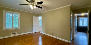 Spacious 4-Bedroom Single Family House in Baltimore Gallery 40