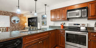 The King's Quarters- 377 King Street, Unit 206 Gallery 15