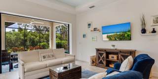 3929 WAYPOINT AVENUE Gallery 4