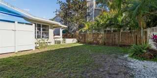 2302 S ARRAWANA AVENUE Gallery 56