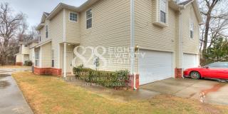 PRELEASING NOW FOR JULY 2026! Amazing 3 Bed/2.5 Bath/2-Car Garage Condo Minutes from Campus! Gallery 1