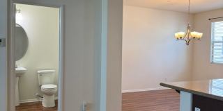 2 Bedroom, 2.5 Bath Tri-level townhouse in Signal Hill Gallery 11