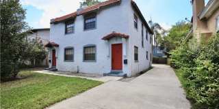 Just Listed!   Updated 2 Bedroom Townhome located in Downtown Orlando Gallery 3