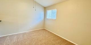 Awesome open Studio Apartments Close to Downtown Gallery 37