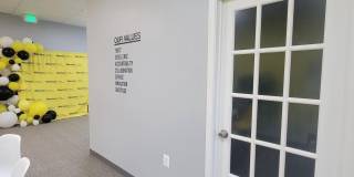 10999 RED RUN Boulevard Gallery 3