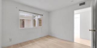 "Rare Single-Story Remodel: Modern 3BR End-Unit in University Park Gallery 55