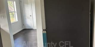 812 Marion St Gallery 18