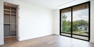 345 West 46th Street Gallery 18