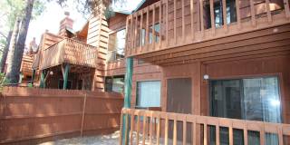 Bright 2BR Townhome in Boyington Heights | Private Balcony + Fenced Backyard Gallery 10