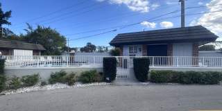 423 Pine Tree Court unit: 23 Gallery 21