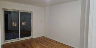 Spacious 4BR Apartment in Lindenwood/ Howard Beach Gallery 7
