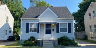 Charming 3-Bedroom Akron Bungalow with Spacious Backyard Gallery 1