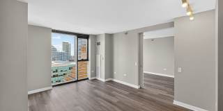 208 N Wells St Gallery 5
